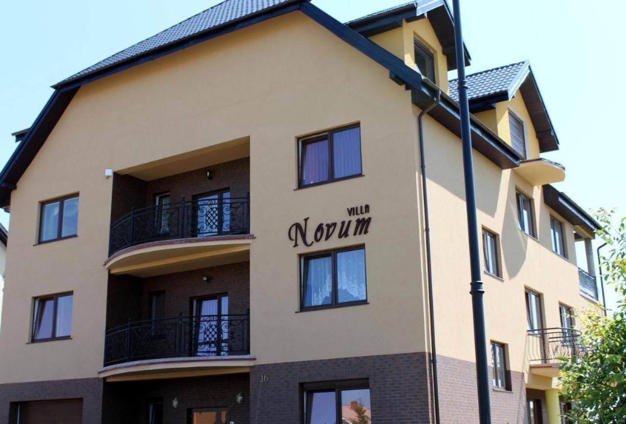Villa Novum Leba Ngoại thất bức ảnh